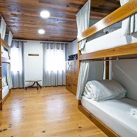 Hostel Castaway